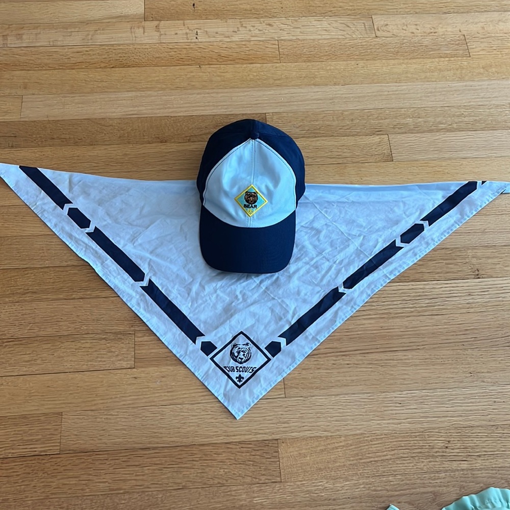 Cub scouts kerchief and hat for bears rank